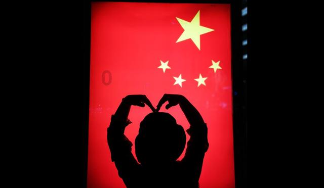 了解太可怕!20岁大学生玩剧本杀致重度成瘾!为何这类游戏会让成年人上瘾?知识星球,拓展专业视野